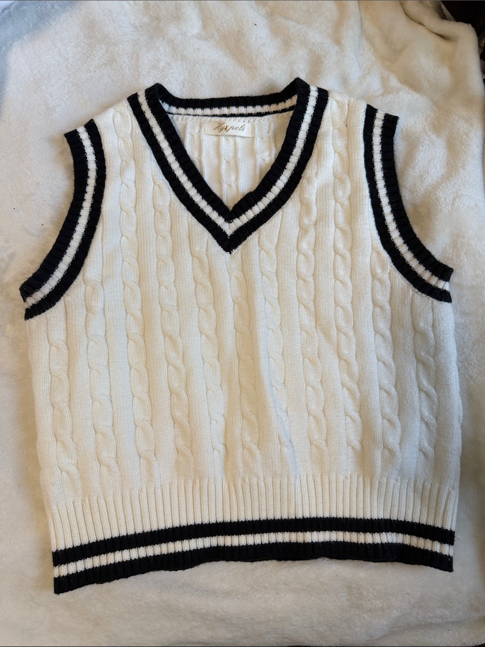 White Cable Knit V-Neck Sleeveless Sweater Vest with Black Trim